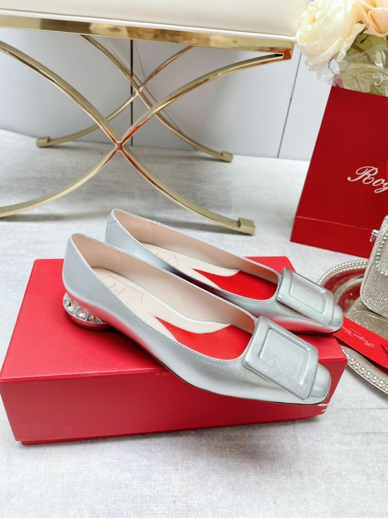 Roger Vivier flat shoes